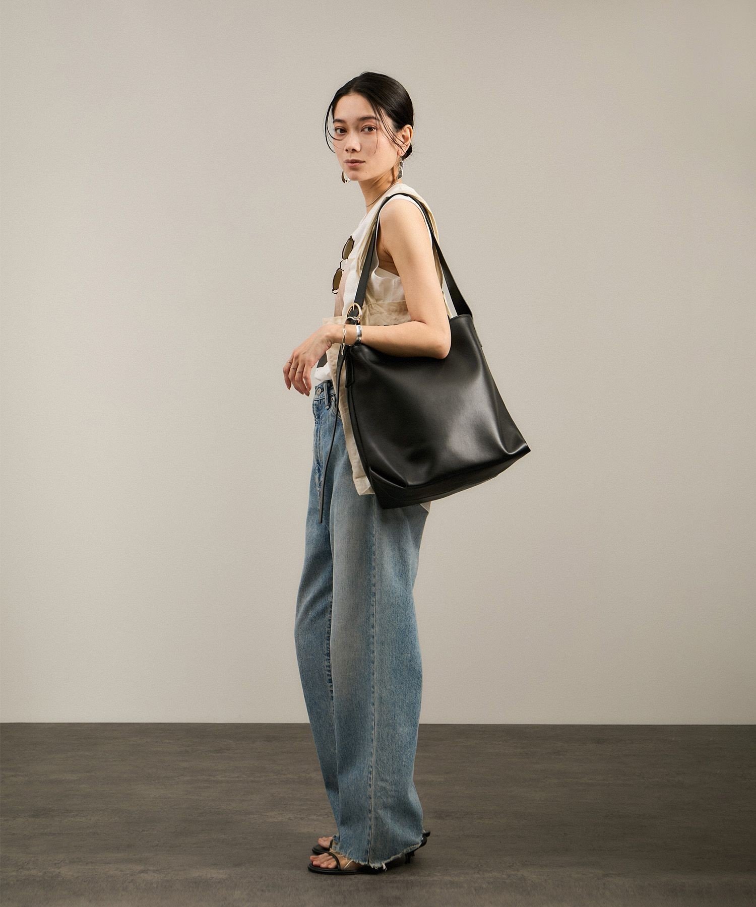 SALON adam et rope'｜スプリットレザートートバッグ/バケットバッグ