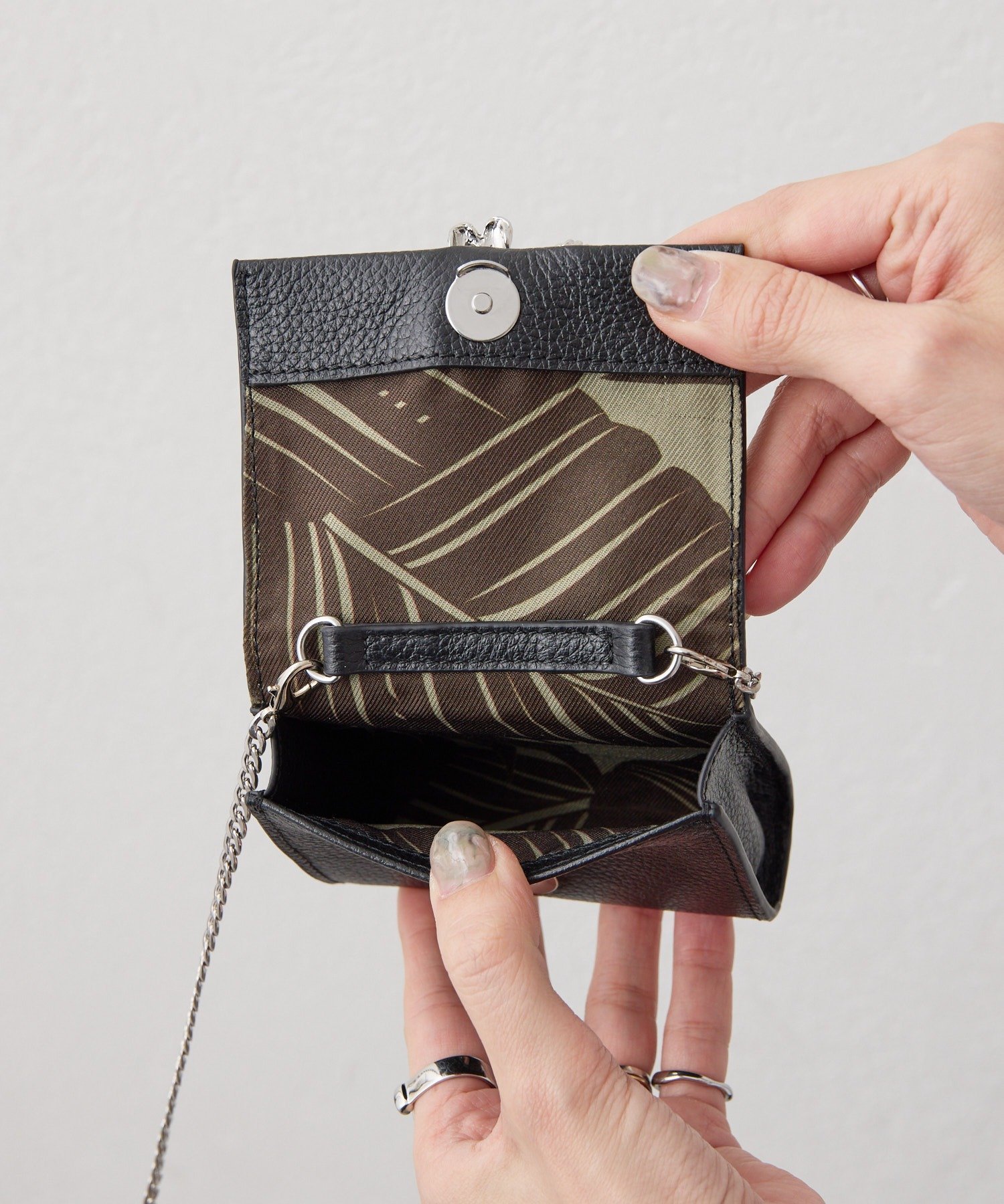 ear PAPILLONNER｜《本革》フラップマイクロショルダーバッグ