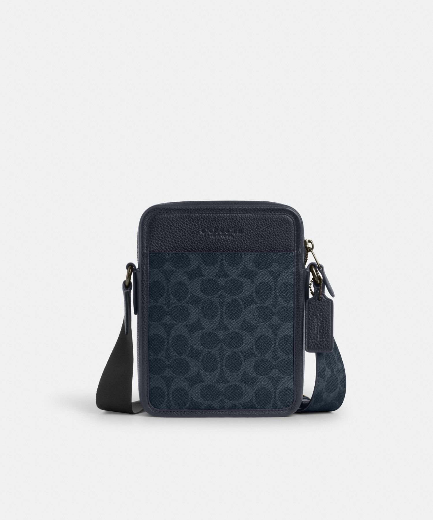 COACH OUTLET｜【公式】ワイアット ベルト バッグ・シグネチャー