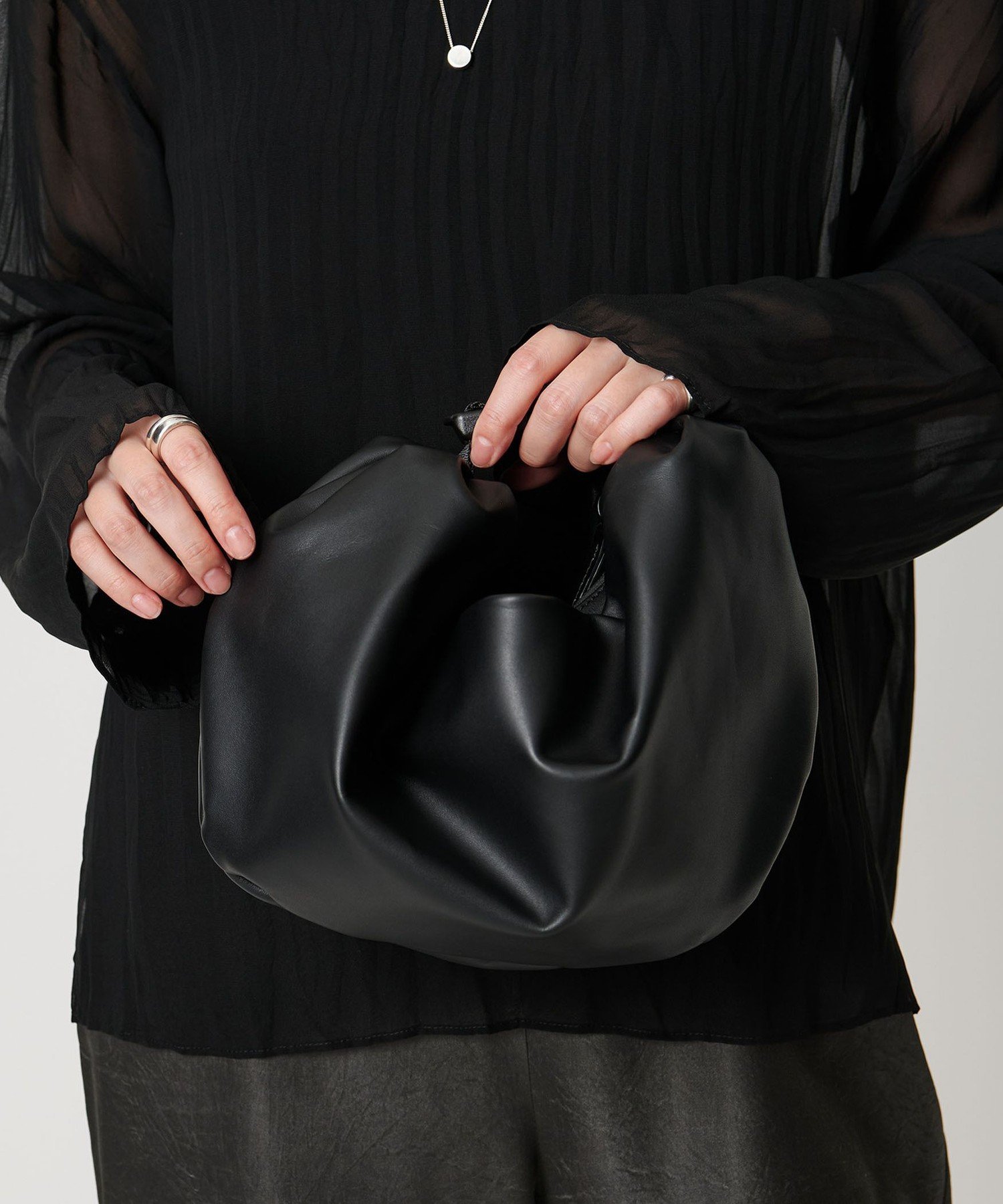 最終価格新品未使用MARW 2WAY ショルダーバッグ MARW UNITED ARROWS（マルゥ ユナイテッドアローズ） ショルダーバッグ