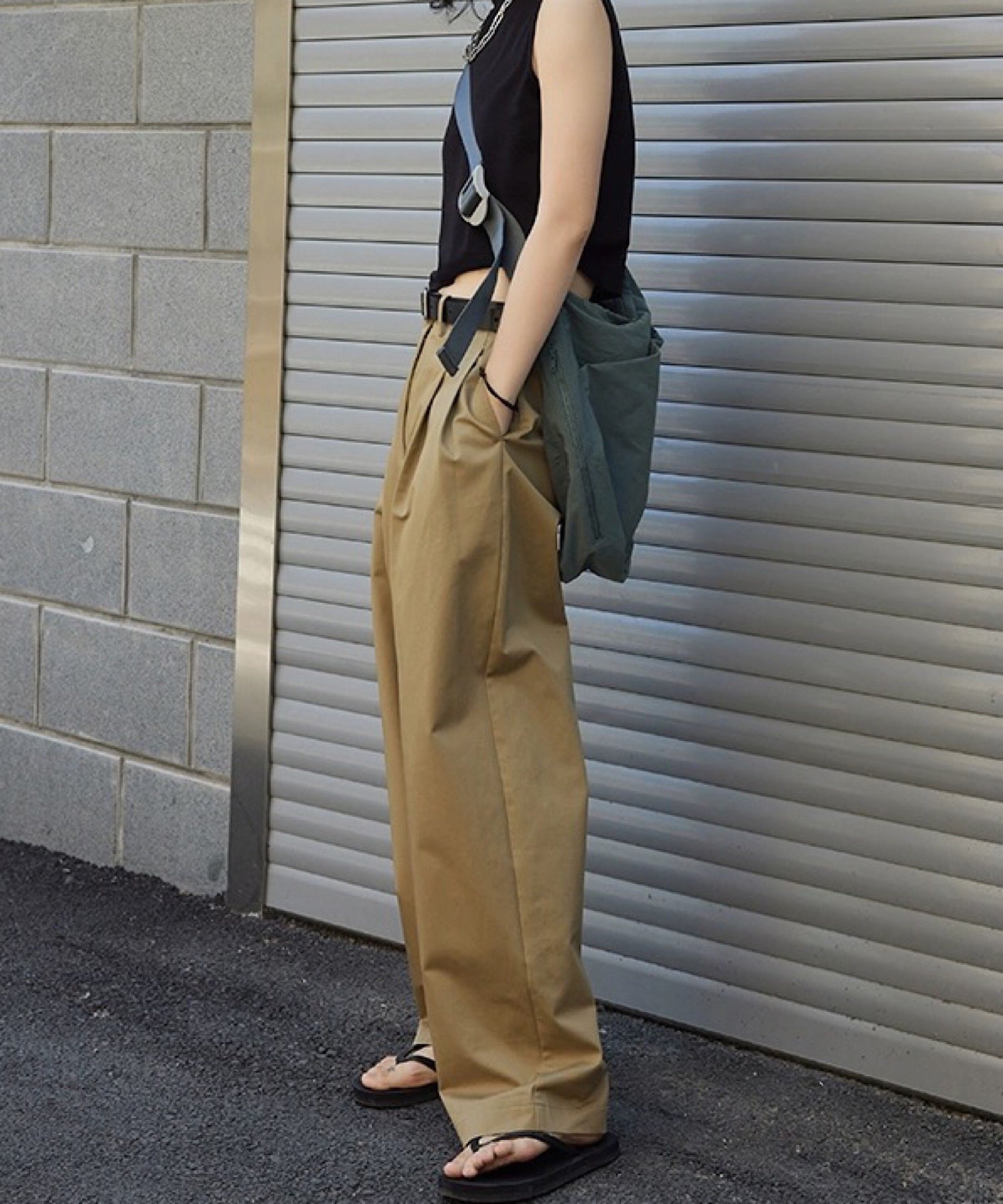 SMILE ORCHID｜タック入りワイドチノパン | Rakuten Fashion(楽天