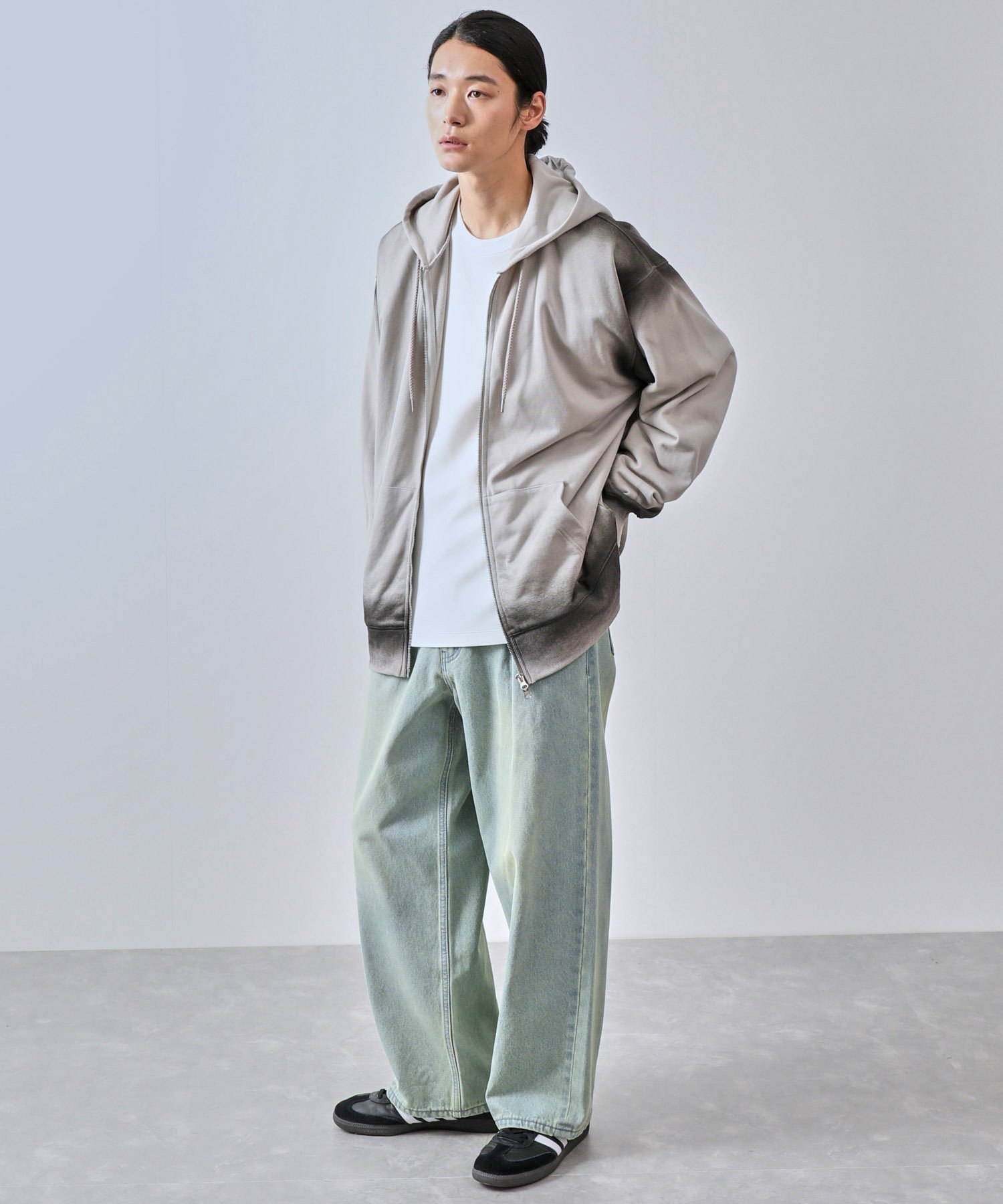 リンバスカンパニージップパーカー ハムハムパンパン限定バッチ3枚付き