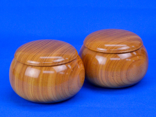 楽天市場】碁石 日向特製蛤碁石 31号 実用 (厚み8.4mm) ※木製欅碁笥