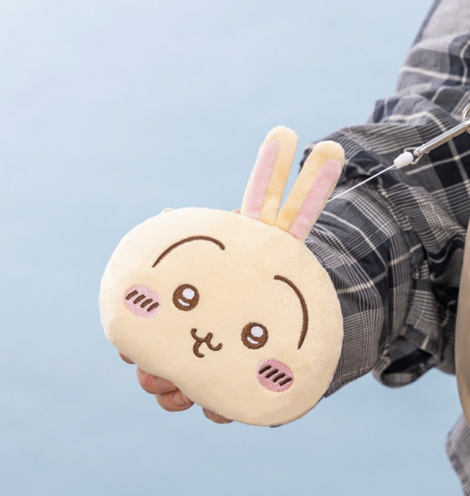 楽天市場】【うさぎ】ちいかわ ぬいぐるみパスケースポーチ2 ハチワレ