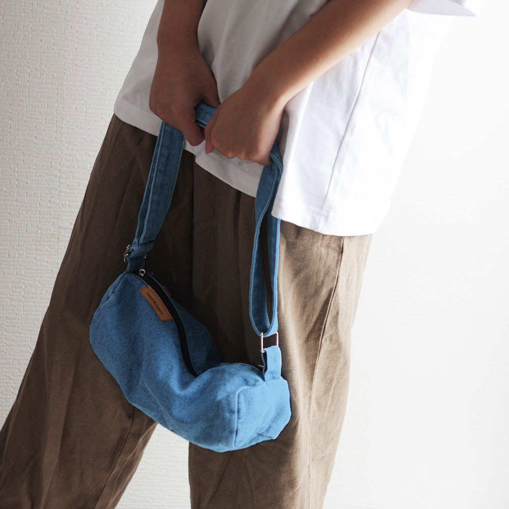 楽天市場】デニム ボディバッグ 斜めがけ 軽量 小さめ サコッシュ