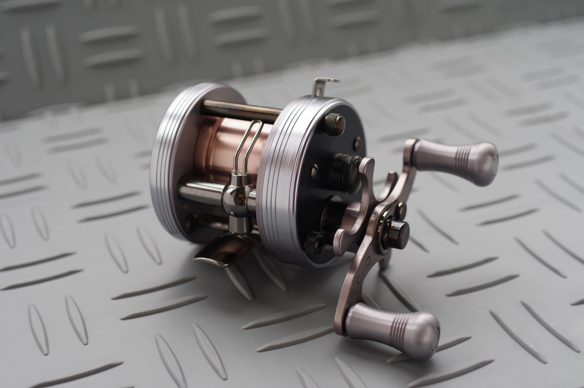 ヒヨコブランド・KIGUMI・シルバー・ベイトリール（未使用） 【公式通販】