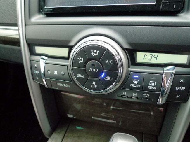 マークXのエアコンパネルLED打ち換え | トレードゲート