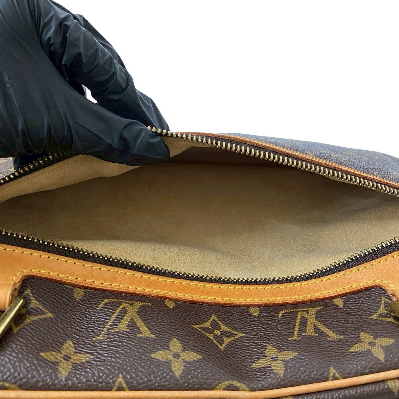 LOUIS VUITTON Vintage シテ GM – Trip