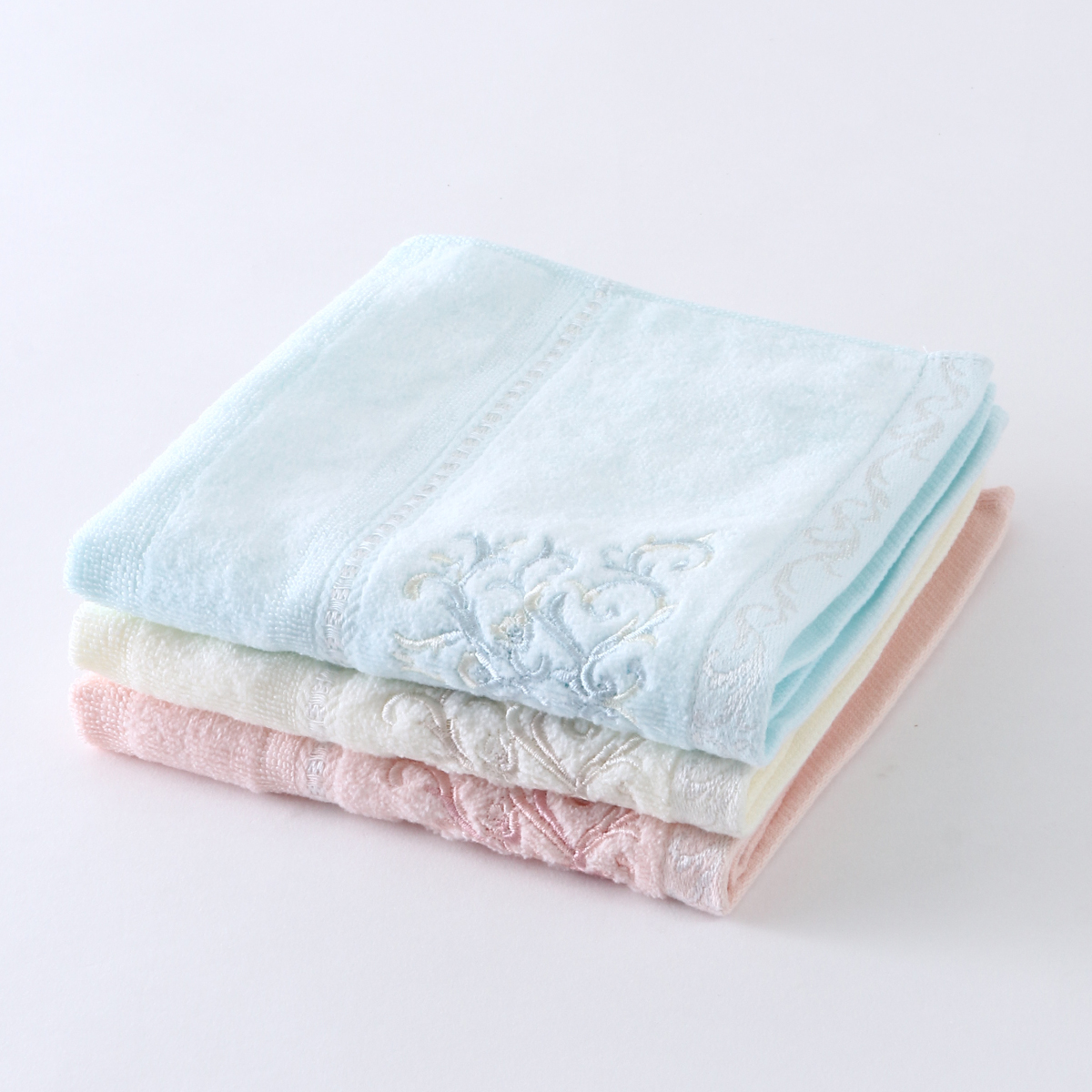 ロマネスク ゲストタオル（9003G698）-ローヤル一般-UCHINO Online Shop