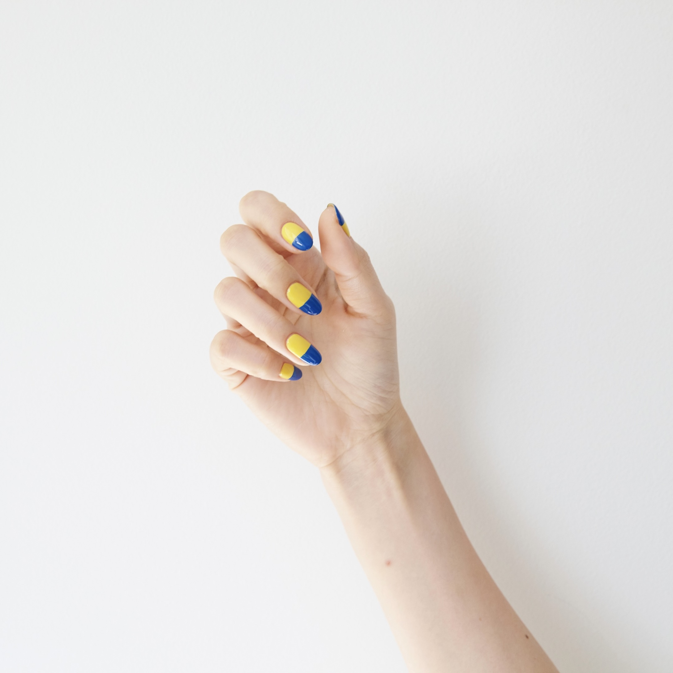 uka nail polish peace for Ukraine | 【公式】オンラインストアukakau