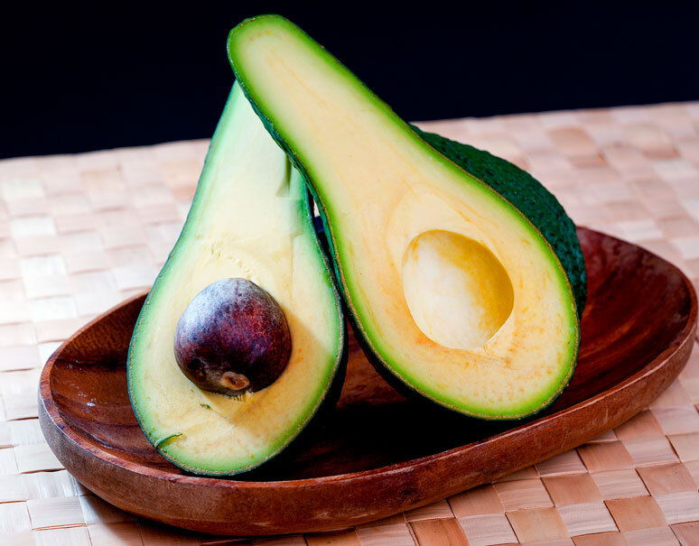 つなぎ南興FARM「完熟アボカド（ピンカートン種）」計600g前後（2玉