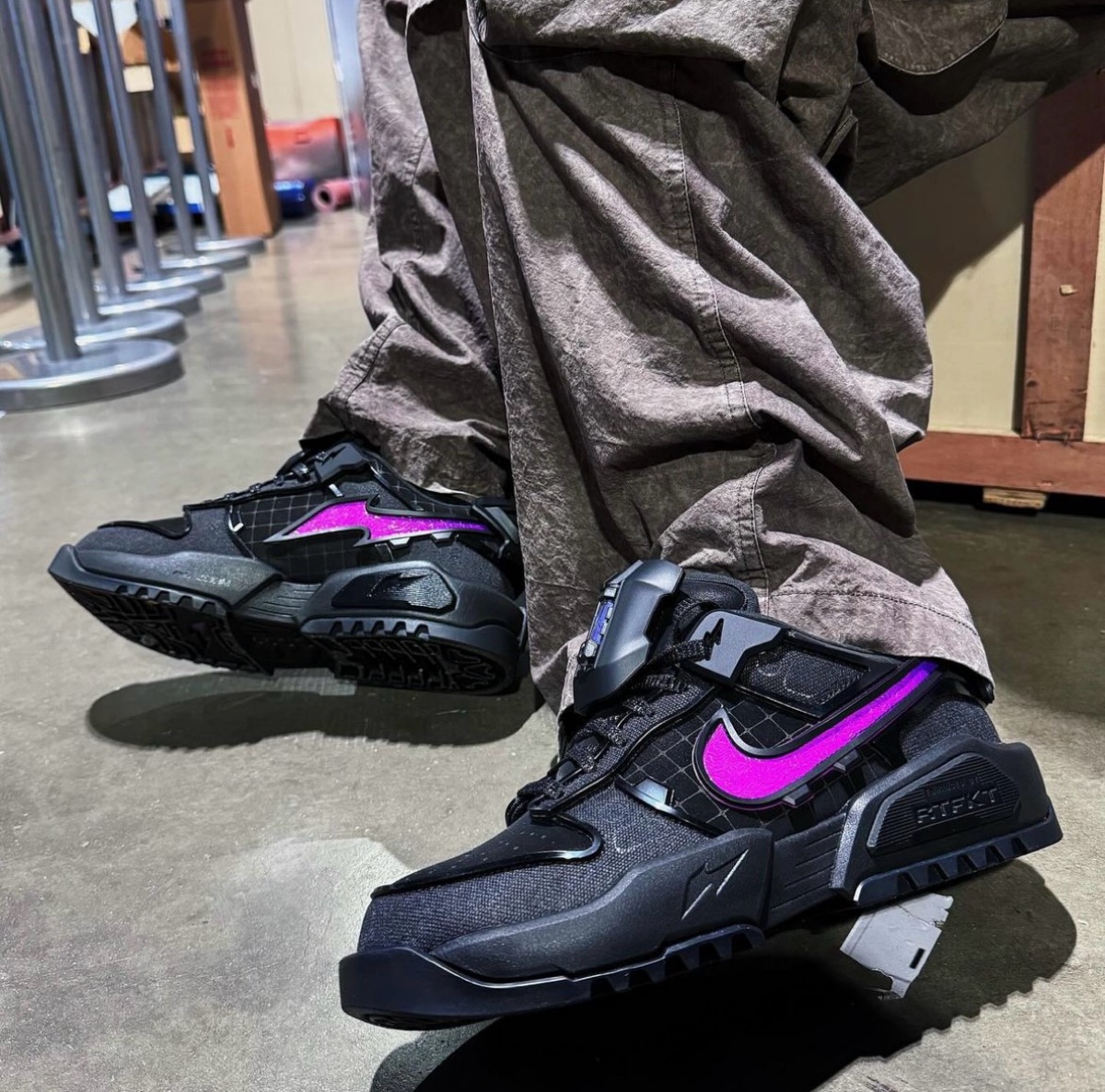 RTFKT × Nike Dunk Genesis “Void”が国内7月26日に発売［HM4465-001