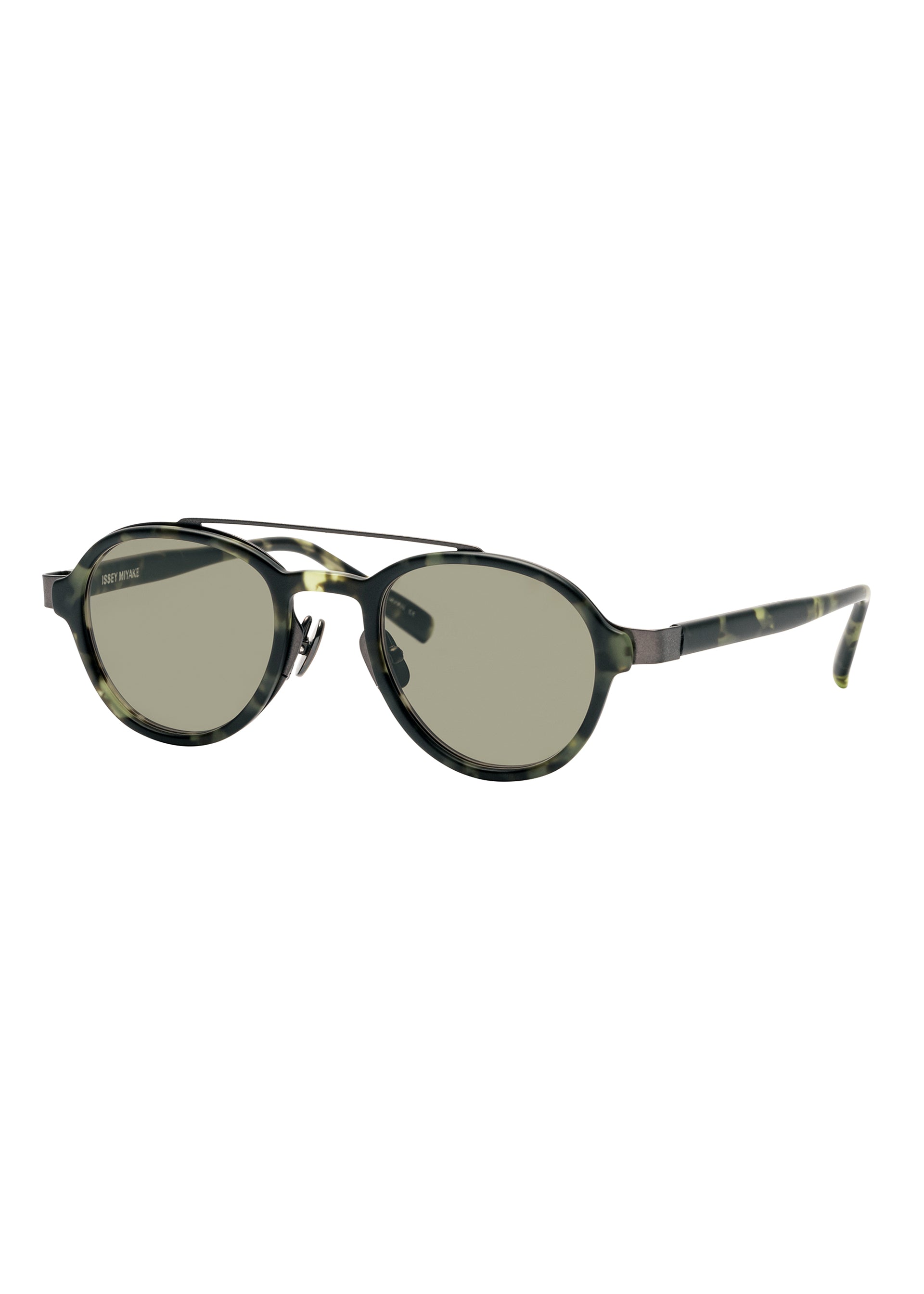 MARROW-TEARDROP SUNGLASSES – ISSEY MIYAKE ONLINE STORE