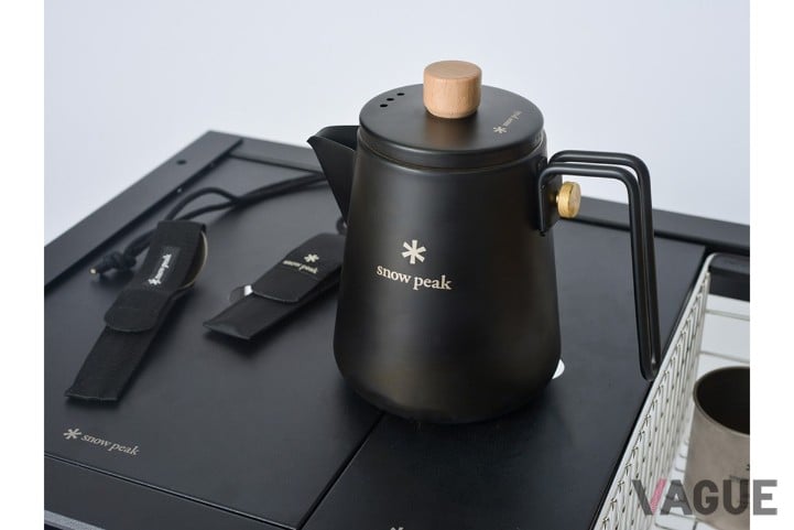 こだわりの“黒”で男前にキャンプを統一!? 「スノーピーク」から
