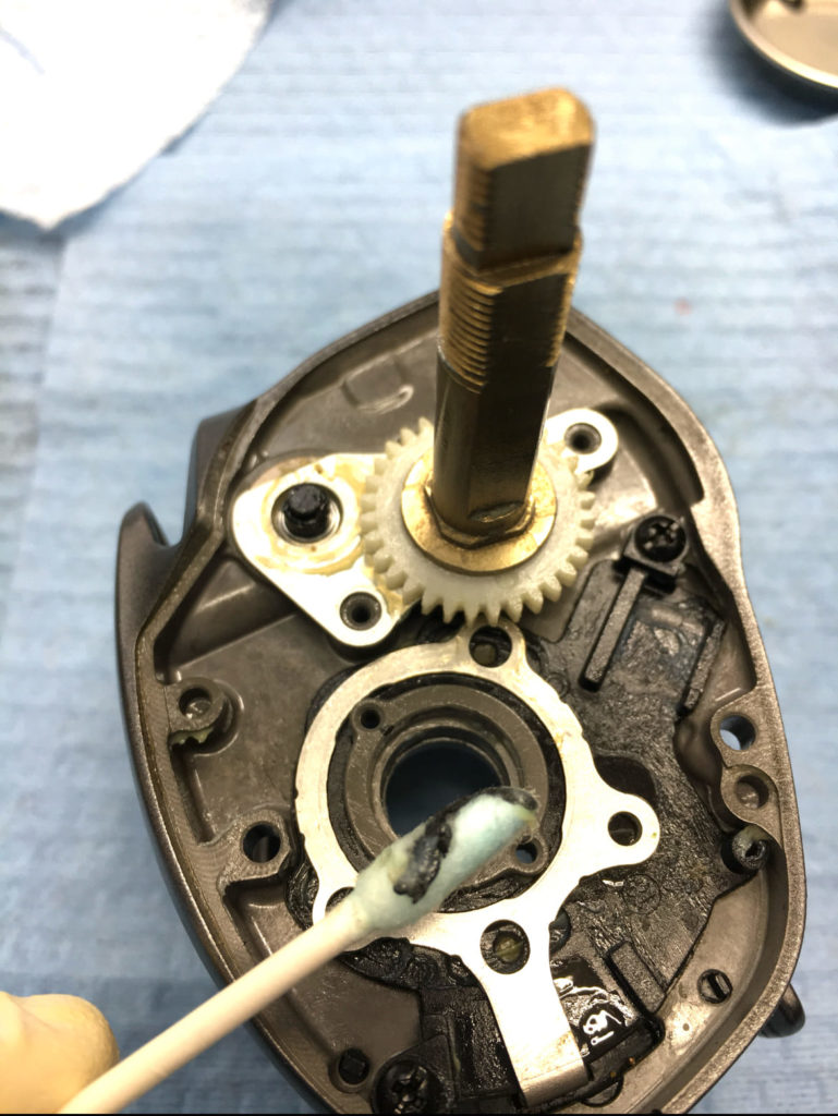 リピート 22バンタム 20メタ オーバーホール - 関西・兵庫でリールの