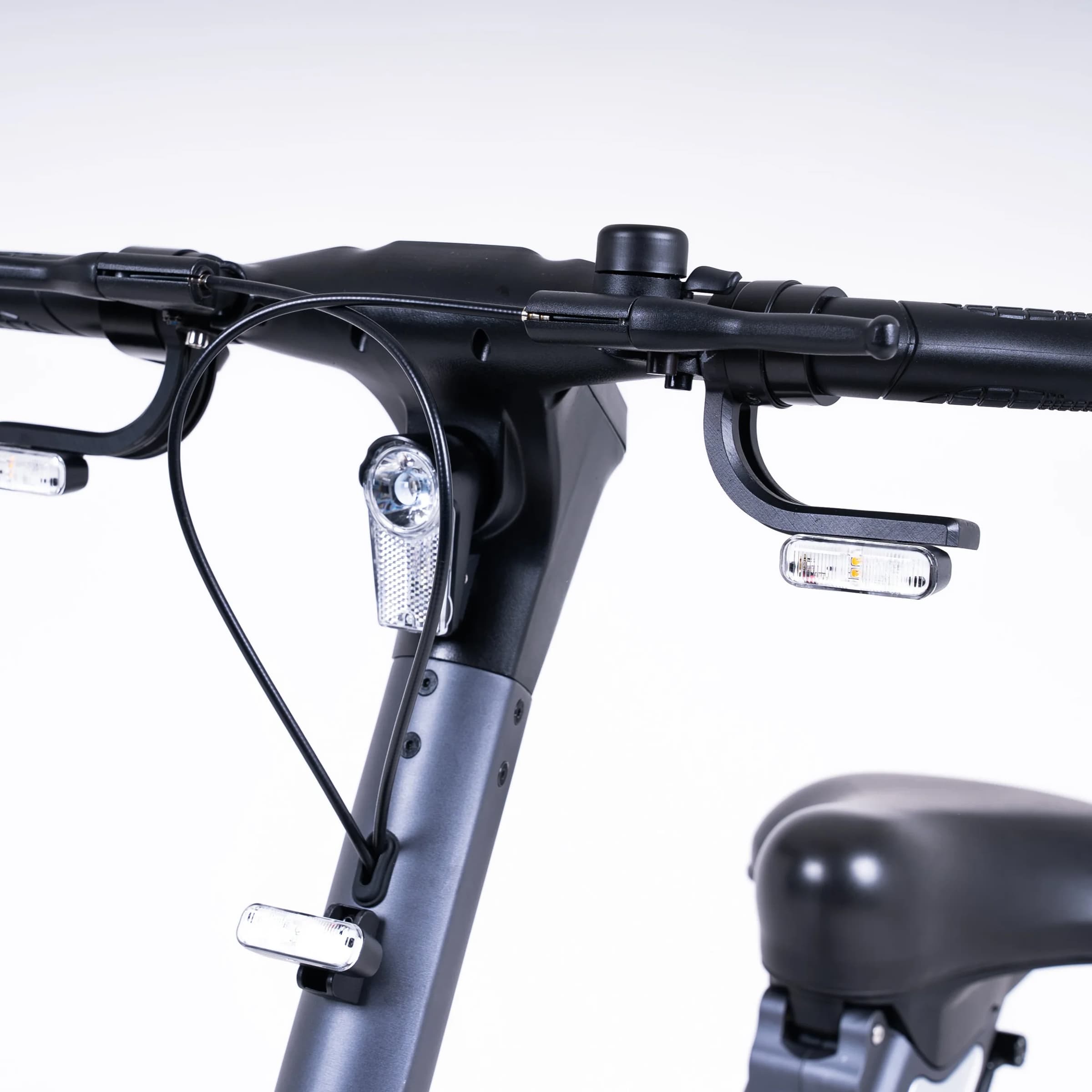 VELMO SPARK 特例特定小型原動機付自転車