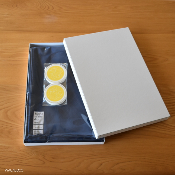 scope便 】夜空のようなテーブルクロス届きました【 Fabric of the day