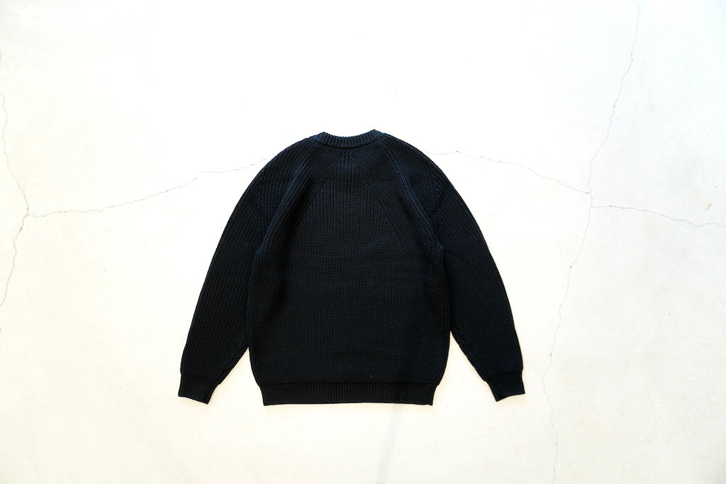 BATONER (MENS)/ SIGNATURE CREW NECK – web-inter