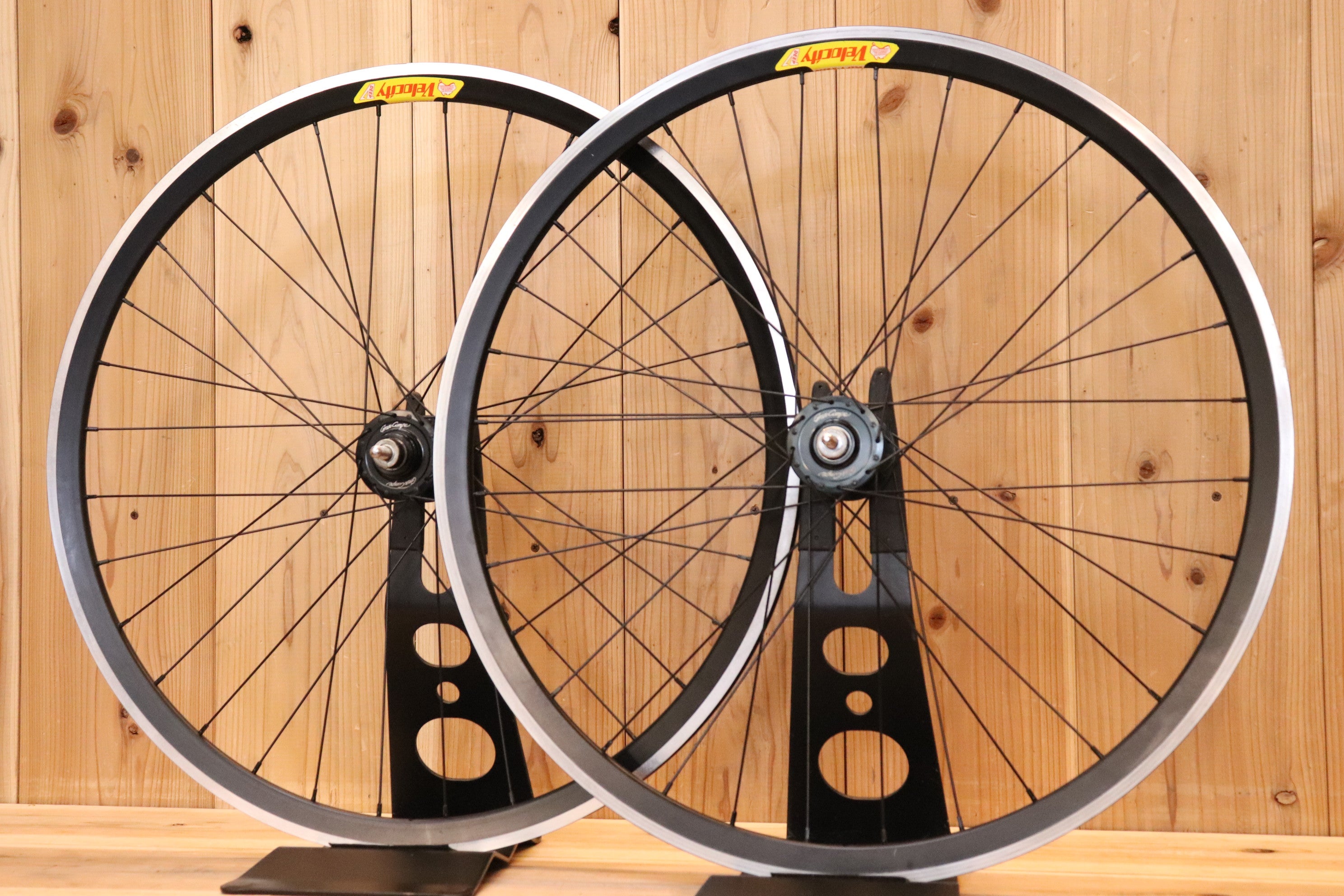 エアロスポーク 700C ホイール ピスト フロントホイール クリンチャー