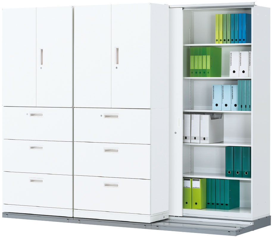 前列書庫がスライドレールと車輪でスイスイ移動 オフィス壁面収納庫