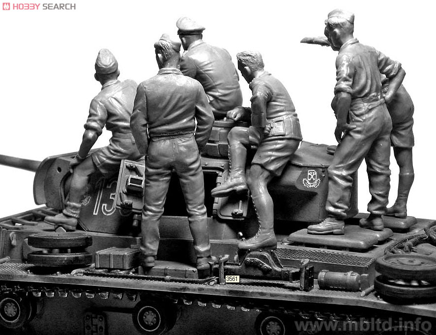 DAK アフリカ軍団ロンメル将軍&司令部将校・戦車上 (プラモデル