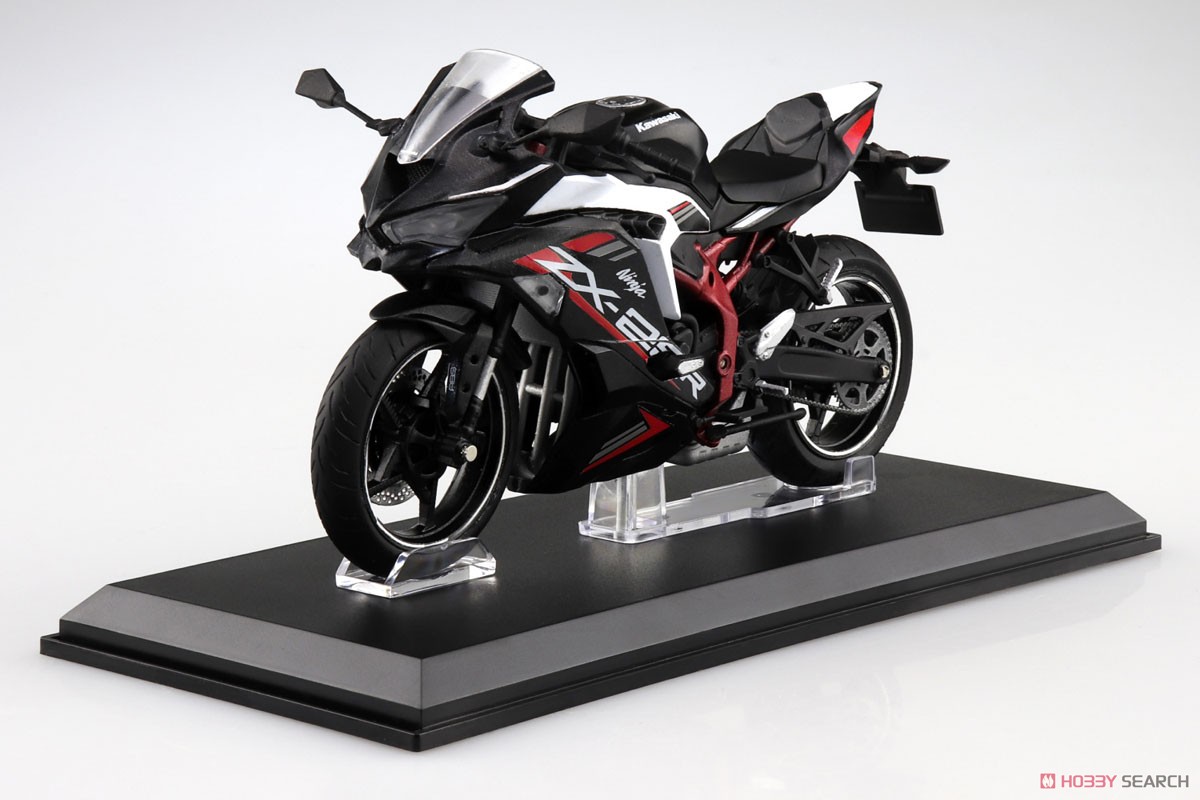 KAWASAKI Ninja ZX-25R メタリックスパークブラック×パールフラット