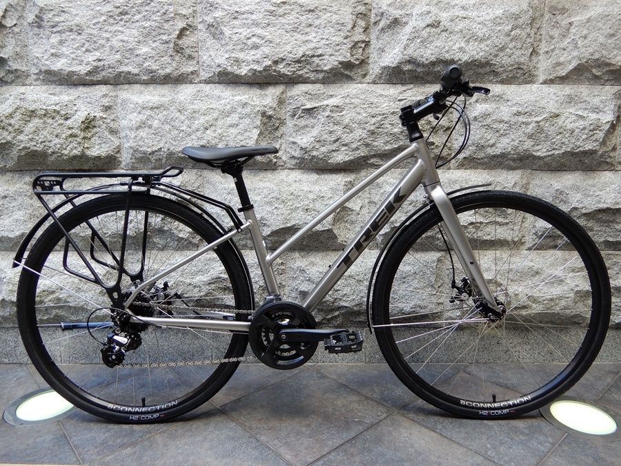 一台限りのお得なカスタムバイクをご用意いたしました！FX1 DISC