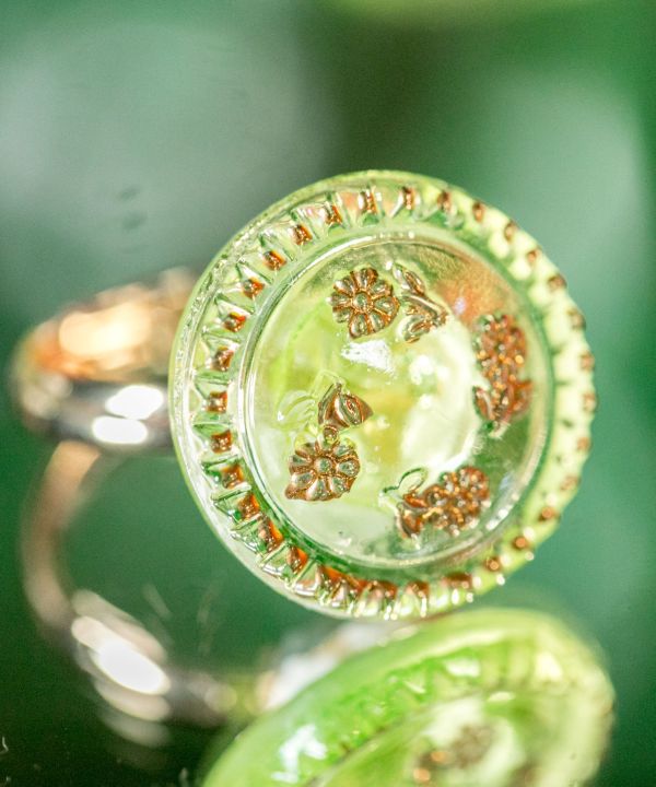 チェコウランガラスリング（M）(MARGARET): 『欧州航路』