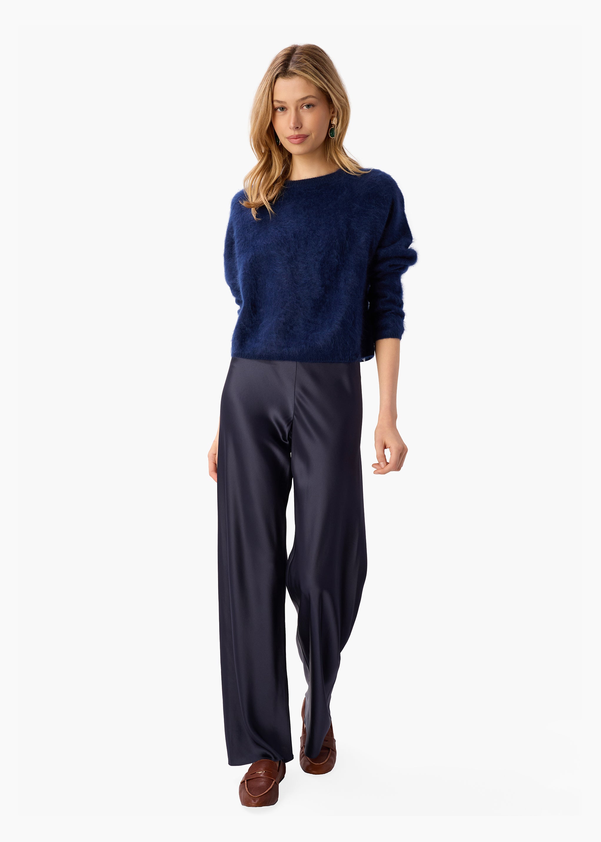 Niall Cashmere Sweater Navy – CAMI NYC