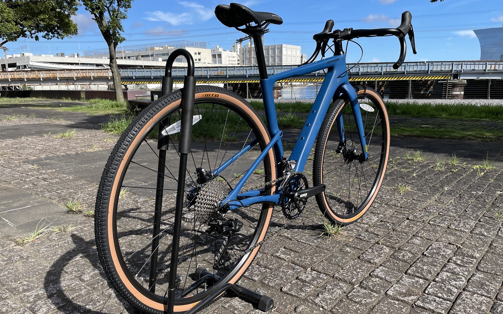 限定生産モデル！Topstone Carbon 6 | キャノンデール横浜