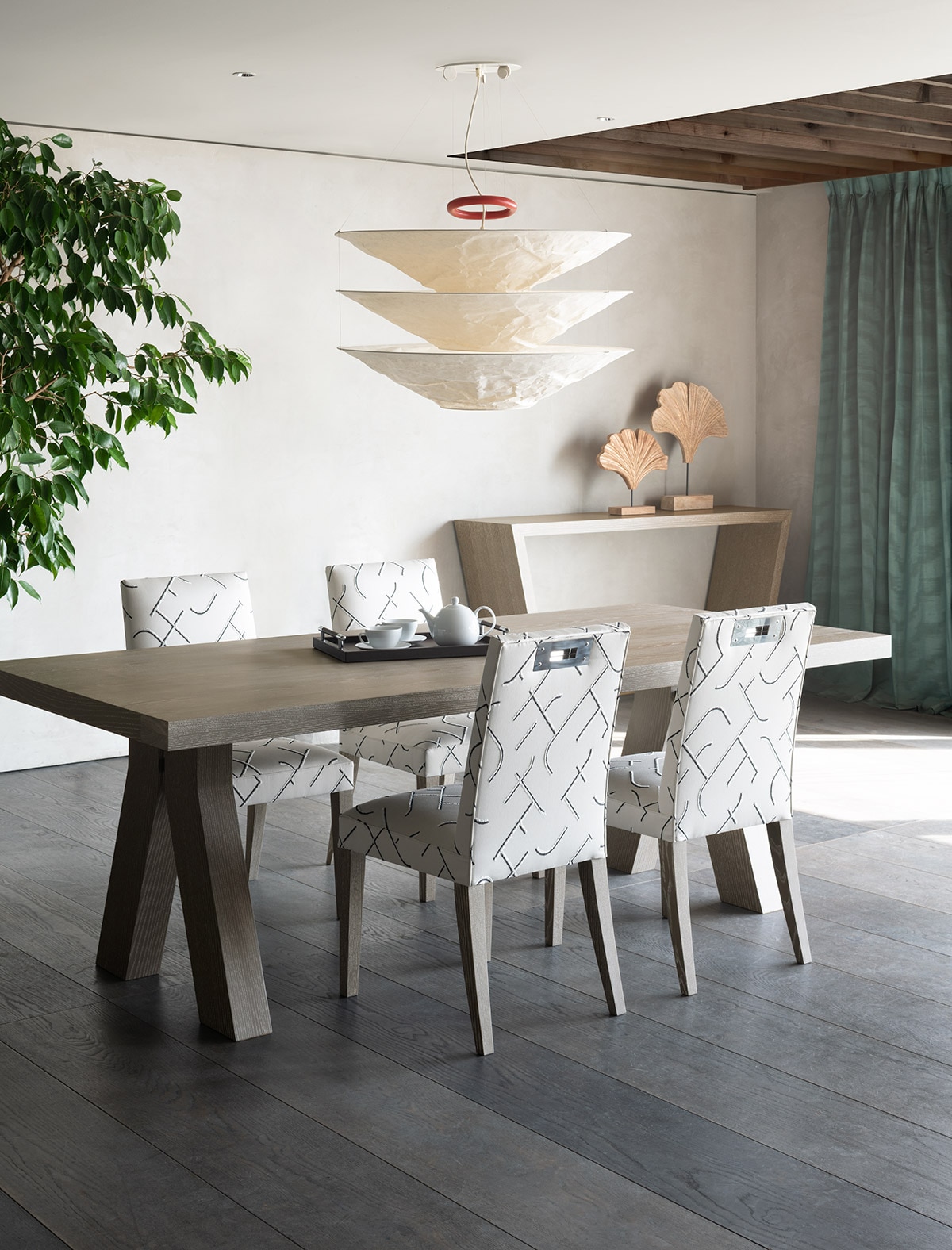 SAKI(サキ テーブル） PHILIPPE HUREL | カッシーナ・イクスシー