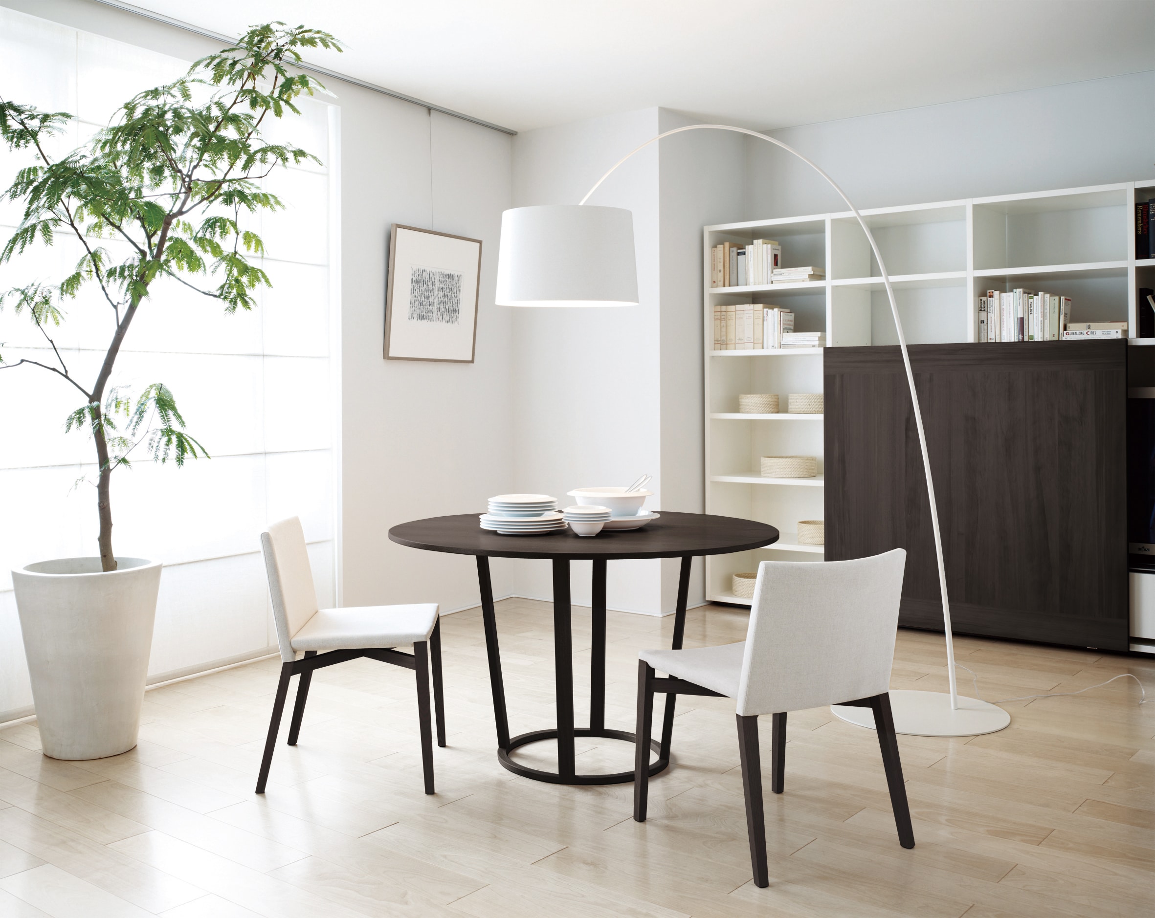 IXC(イクスシー）CENAチェーナ テーブル|カッシーナ・イクスシー 公式