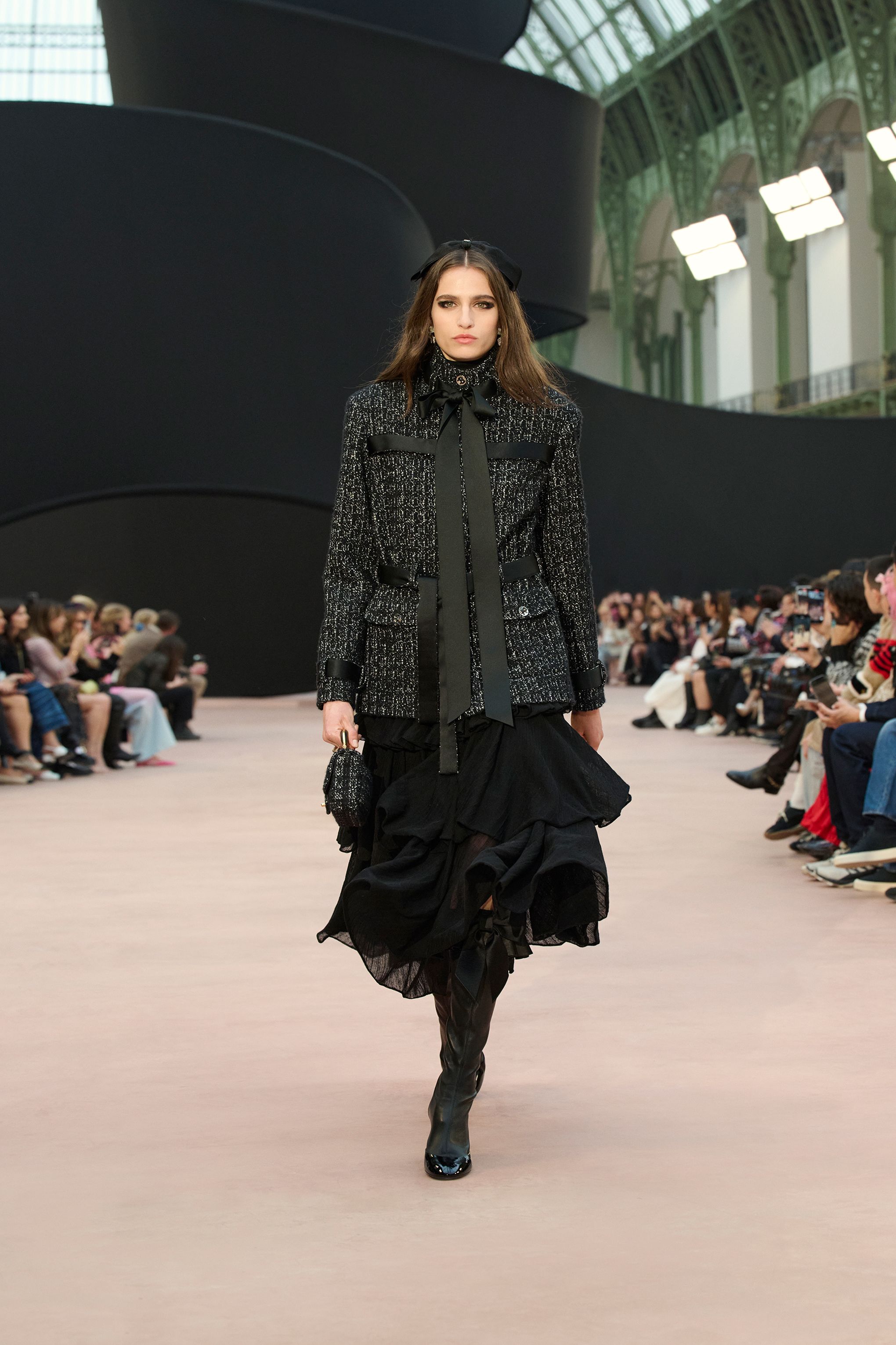 ミディ スカート - ウール、ブラック — ファッション | CHANEL シャネル