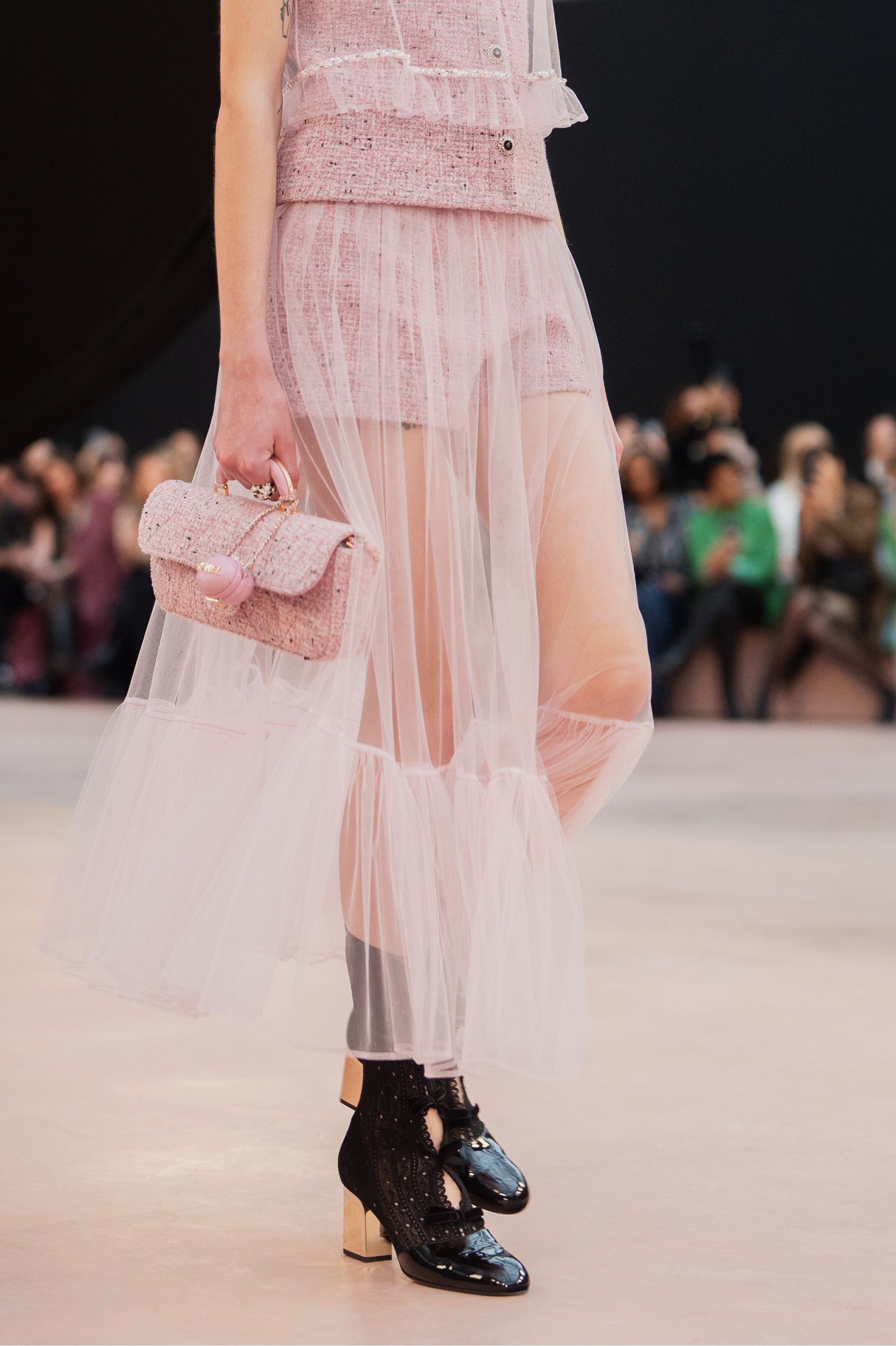 ロング スカート - チュール、ピンク — ファッション | CHANEL シャネル