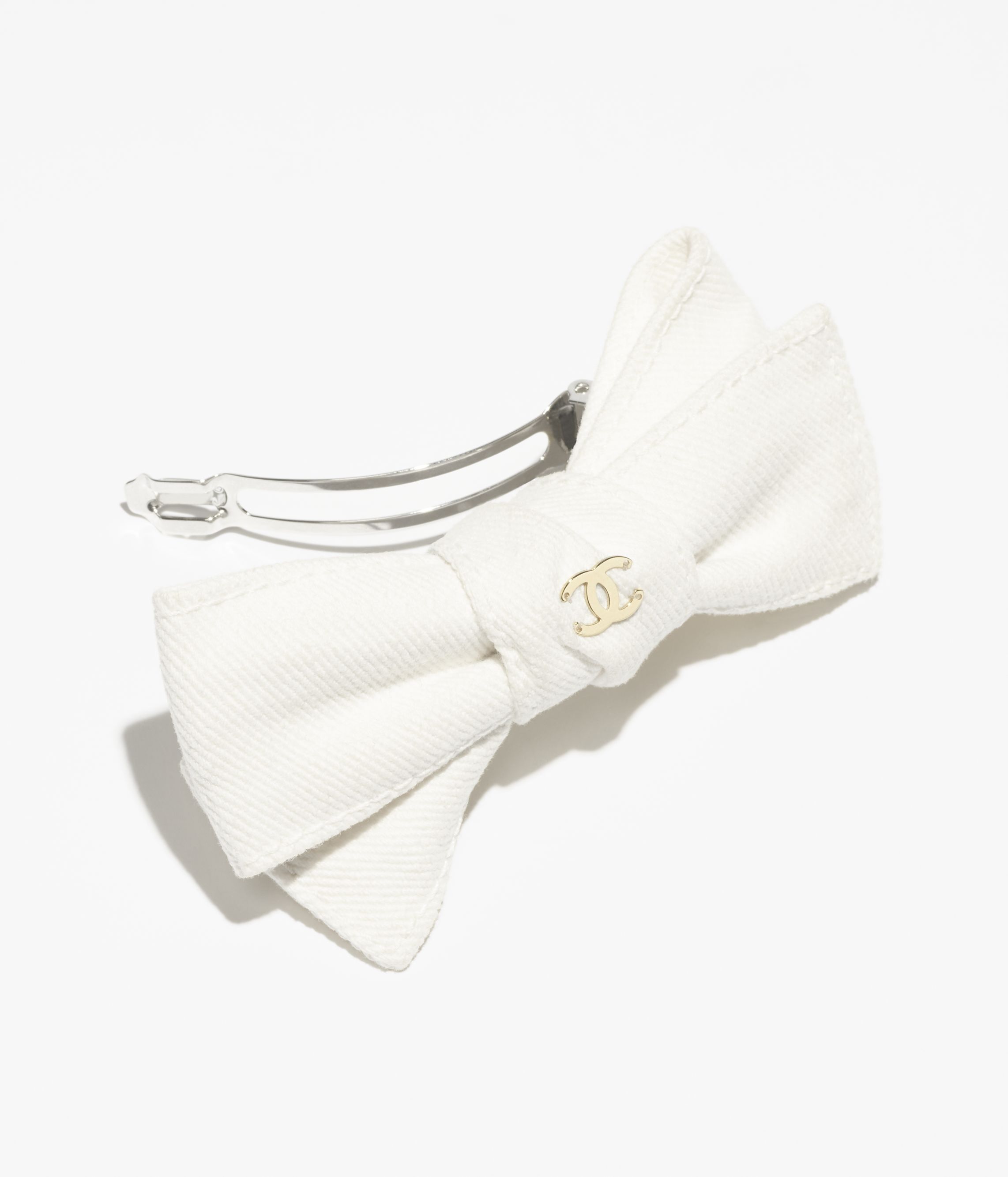 ボウ バレッタ - デニム、ホワイト — ファッション | CHANEL シャネル