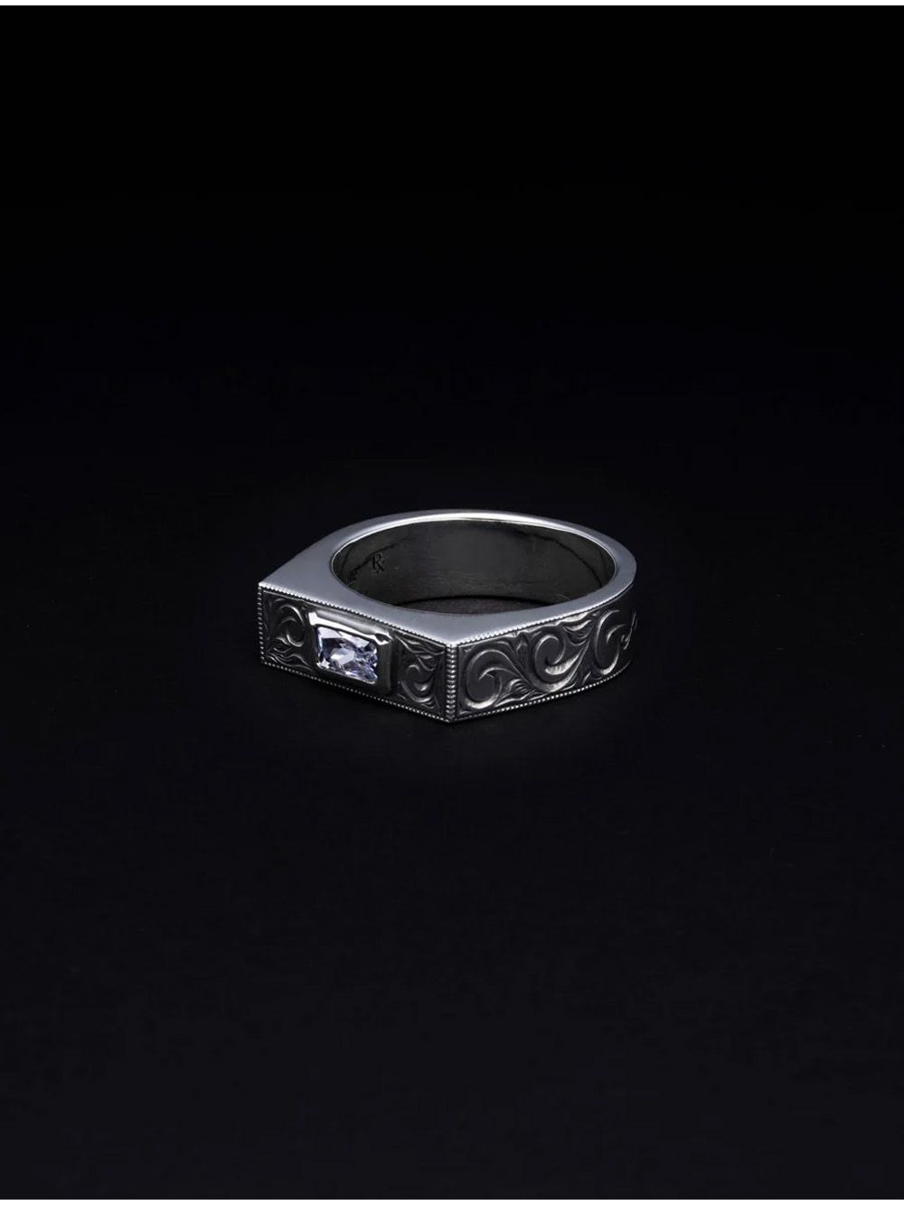 ANTIDOTE BUYERS CLUB - Engraved Octagon Cutstone Ring / リング