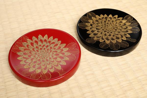 川連漆器の沈金・蒔絵体験 - 湯沢市ホームページ