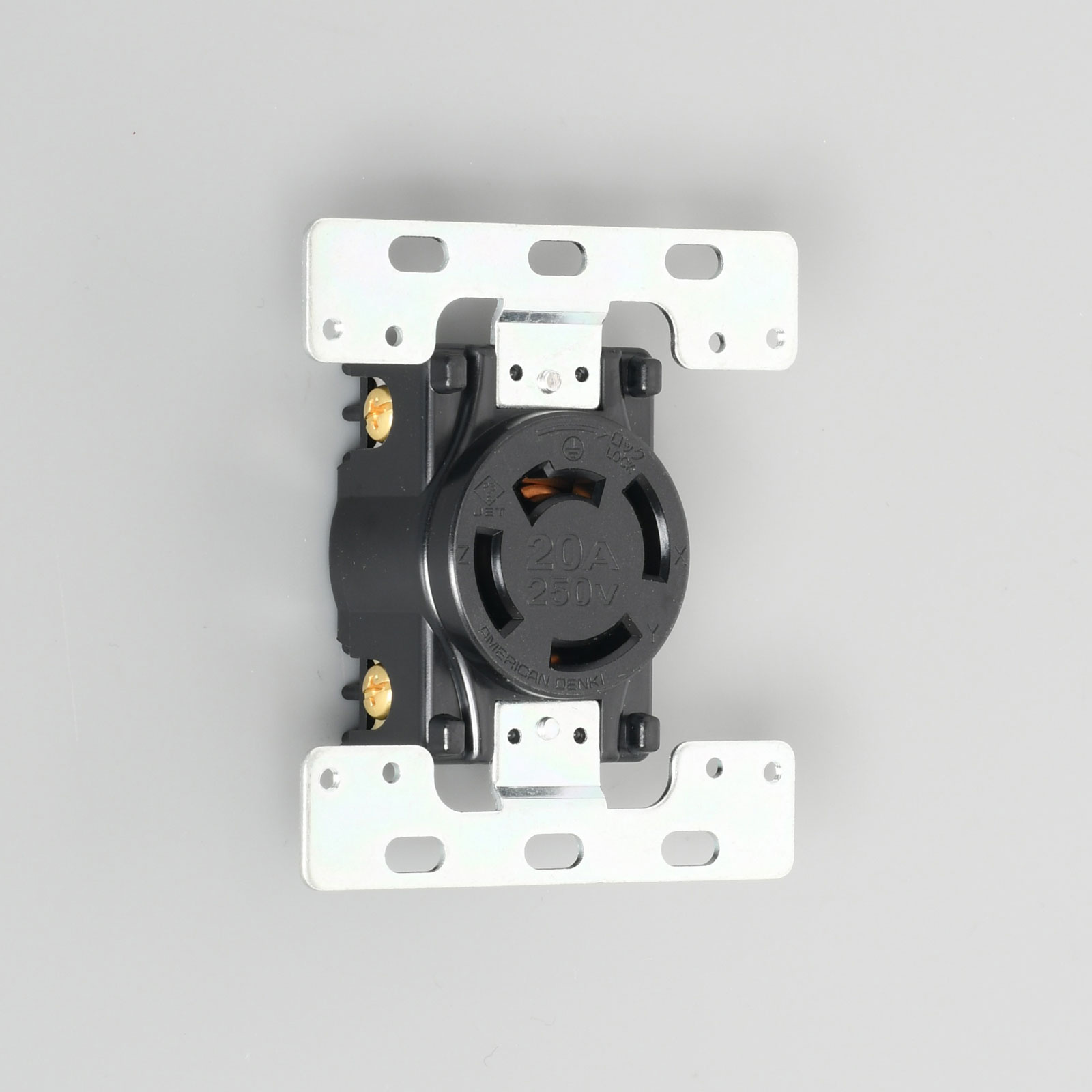 4220-2 接地形3P 20A 250V 防水形プレート 専用コンセント