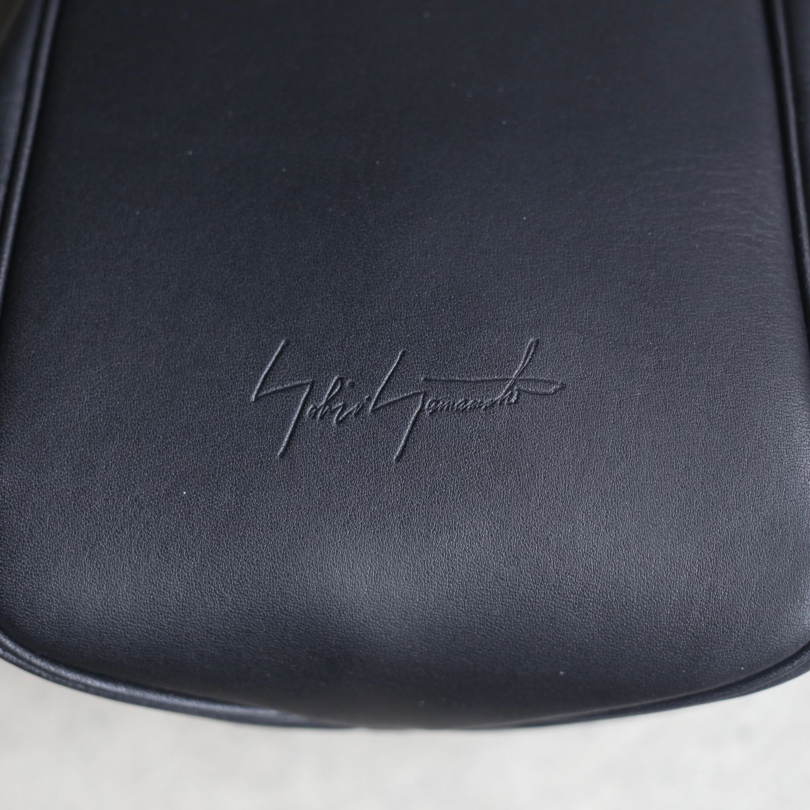 discord Yohji Yamamoto - 【残り一点】口金ポーチショルダー_M