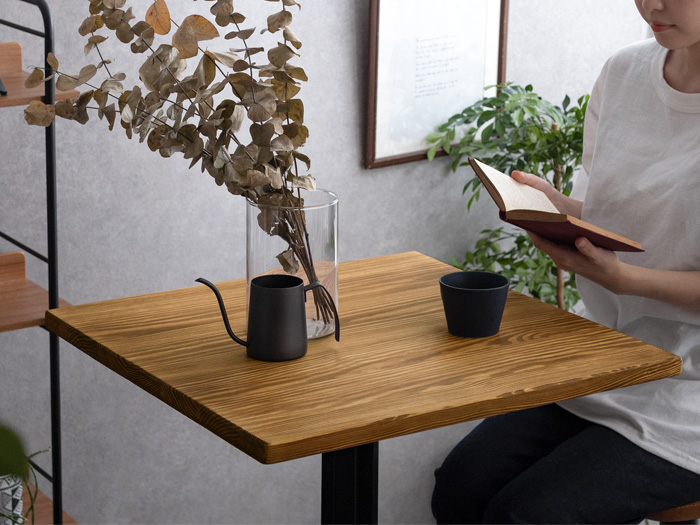 2人用 カフェテーブル Vernon(ヴァーノン) テーブル単体販売 | 家具