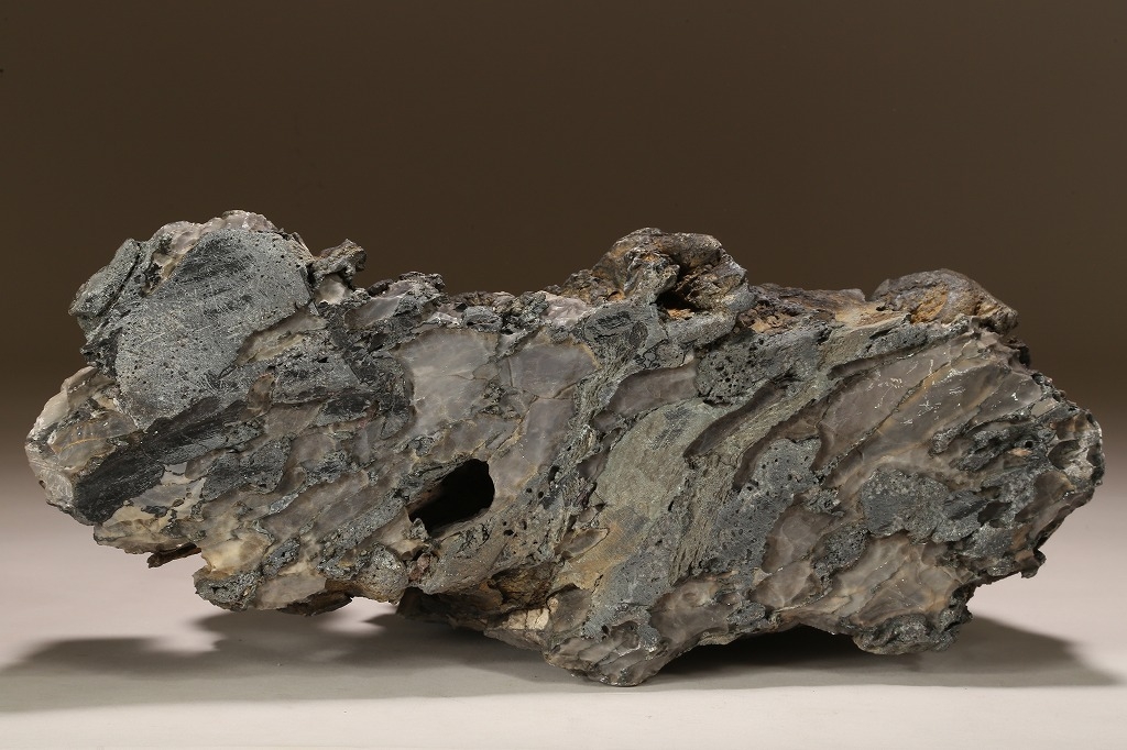 丹波龍眼石 銘「天姥山」 | 雨竹亭オンラインショップ