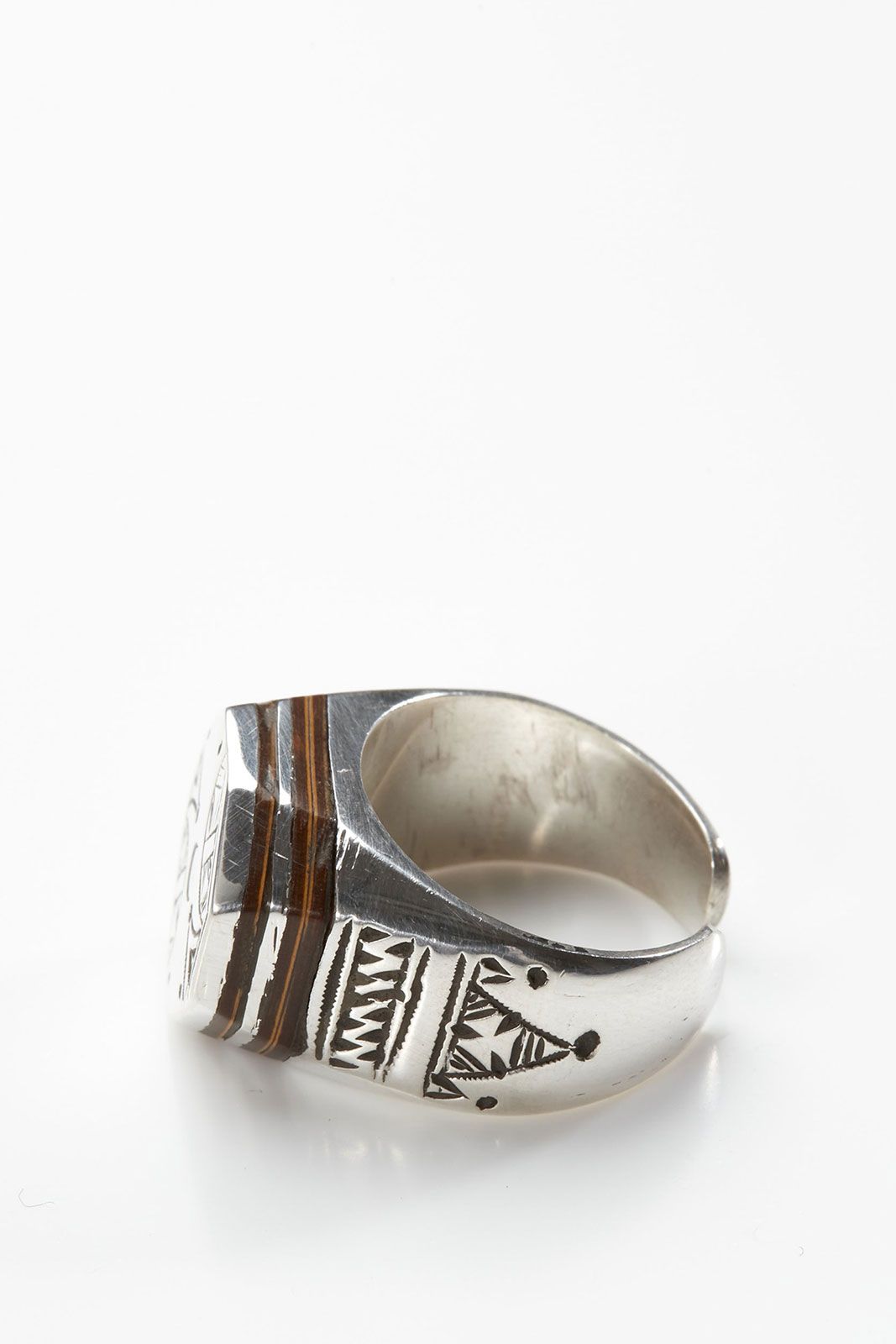 ADAWAT'N TUAREG - BOTAM TISSGHT signeture / ボタム ティサット(八