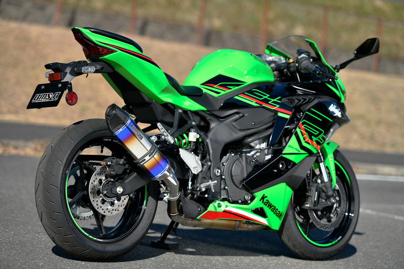 CORSA-EVOⅡ スリップオン：ZX-4RR / ZX-4R SE：2023〜：政府認証 ｜ BEAMS