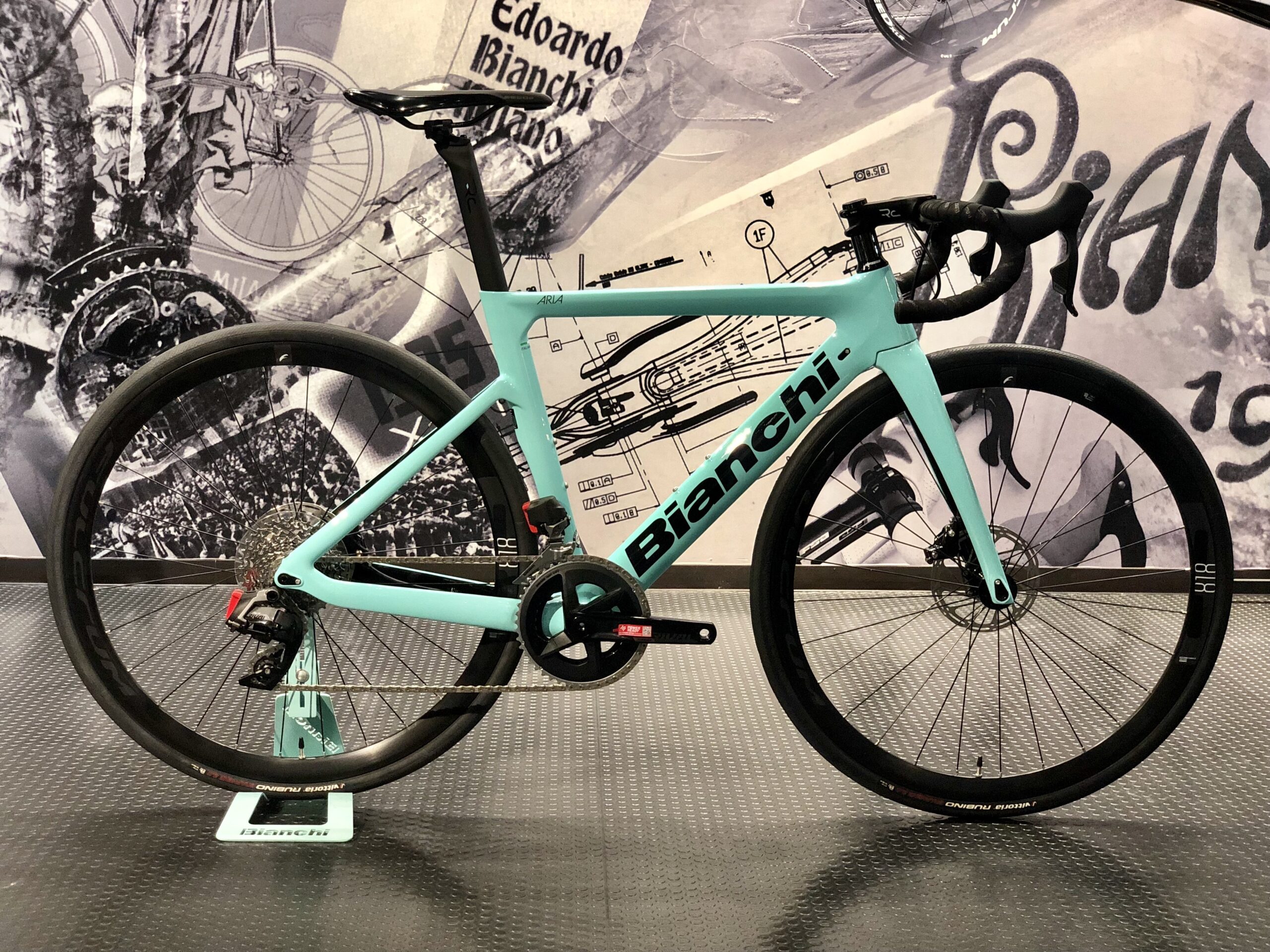 町田】「ARIA DISC SRAM RIVAL eTAP」ご用意いたしました。 - BIANCHI