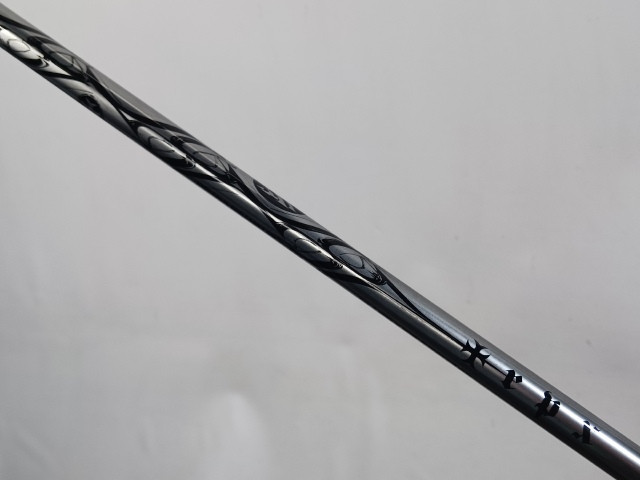 IRC】 Ize.× RHINO ビリヤード キュー 六剣クラシックプリント象 IRC