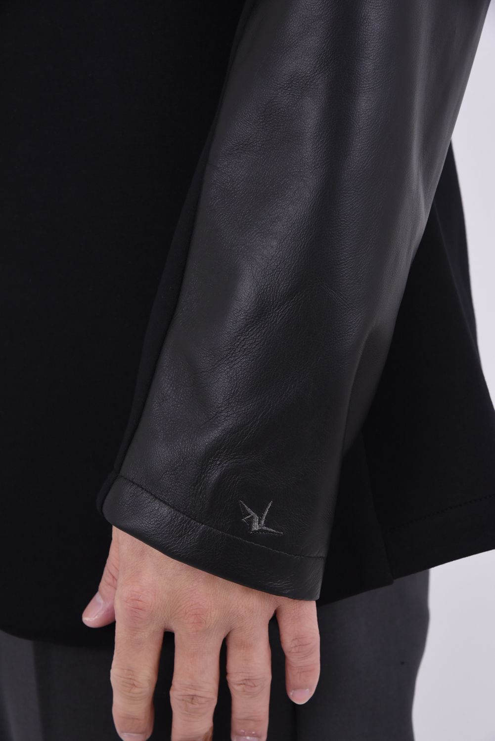 1PIU1UGUALE3 RELAX - SLEEVE LEATHER COLLARLESS JACKET / レザー