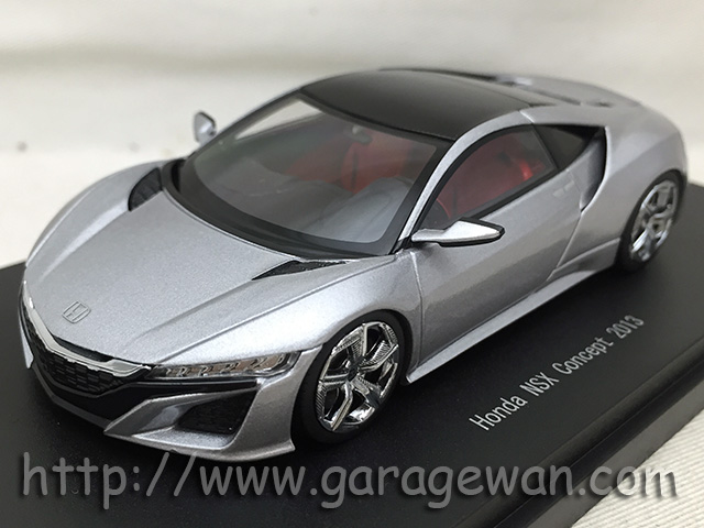 エブロEBBROホンダNSX-R1⁄24プレミアムコレクションホワイト中古品