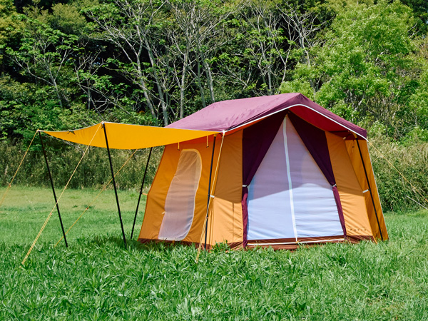 昭和レトロ」なテントが超人気！機能面は超最新鋭なギアを徹底解説