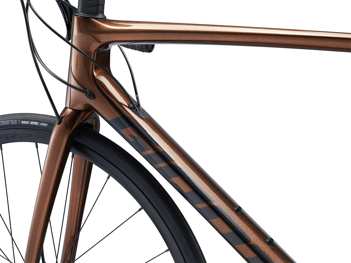 2023 GIANT Bicycles | TCR ADVANCED 2 DISC KOM