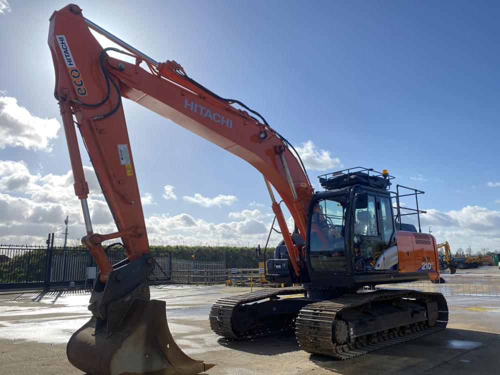 HITACHI ZX210LC-6 - Gleneden